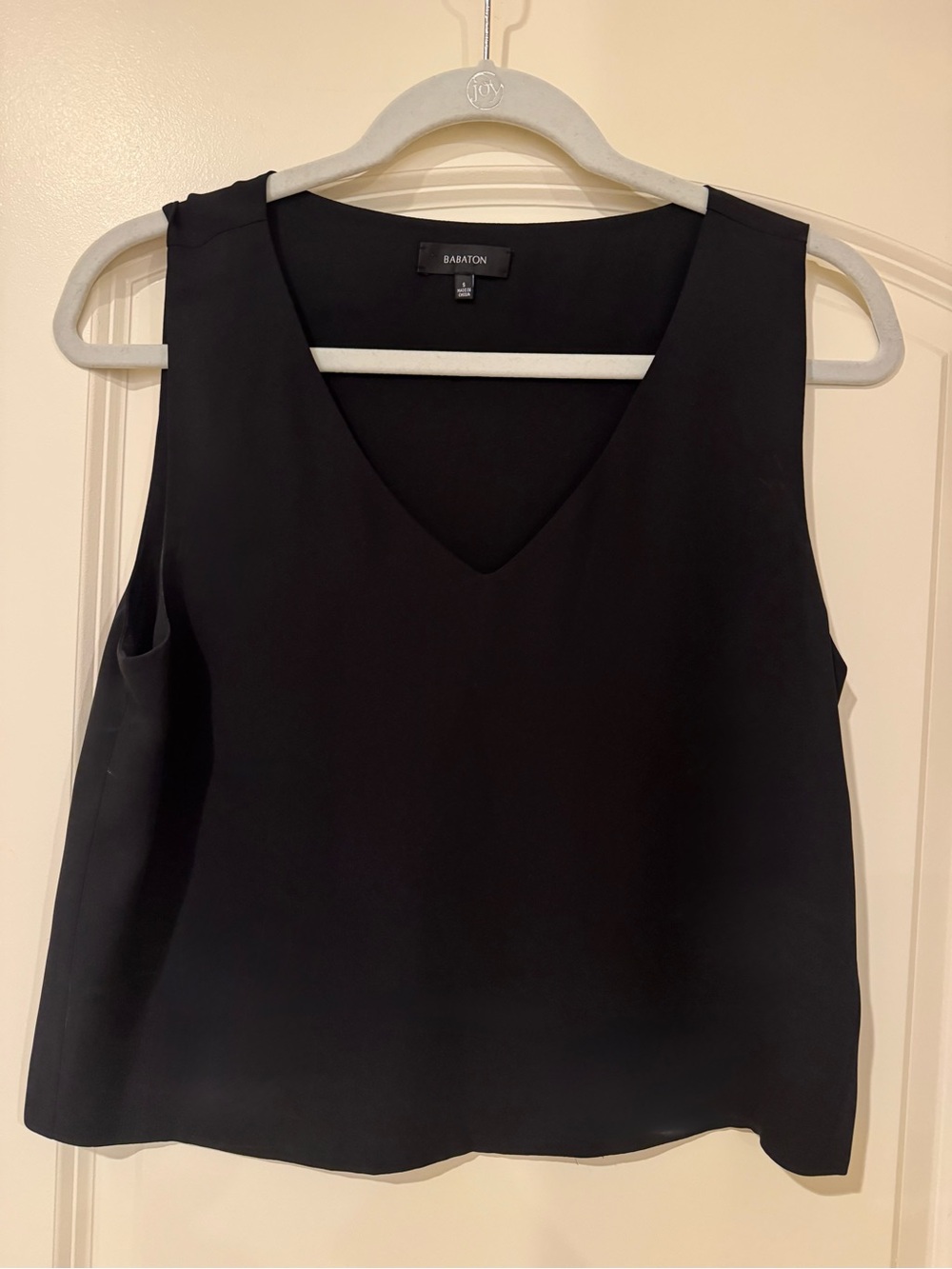 Babaton Black V-Neck Sleeveless Silk-Blend Camisole
